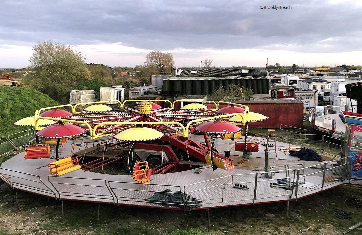 Electric dance Paratroopers unbrellas getting resprayed